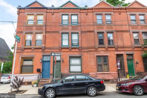 670 19th St, Philadelphia PA  19130-3331 exterior