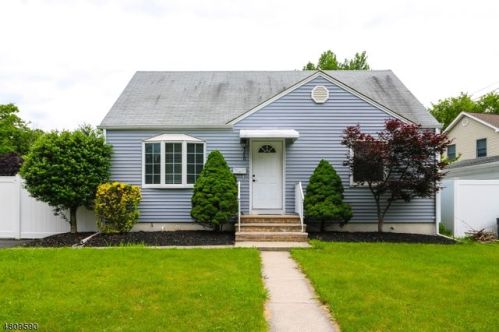 260 Haberle Pl, Rahway, NJ 07065-2213