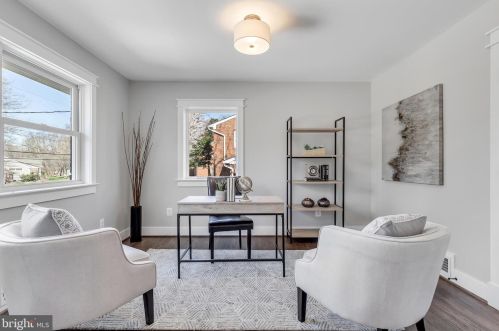 4532 41st St, Arlington VA  22207-2937 exterior
