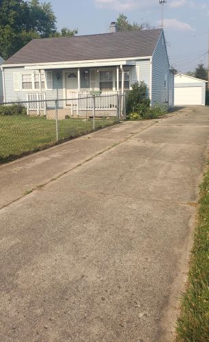 628 Eastmoor Dr, Springfield, OH 45505-2535