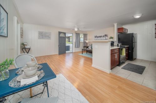 45-317 Nakuluai St, Kaneohe, HI 96744
