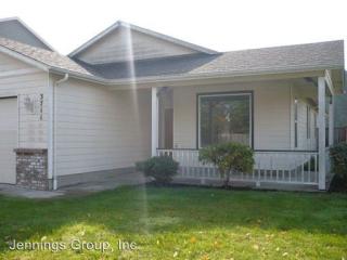 3711 Julia Loop, Eugene OR  97404-1997 exterior