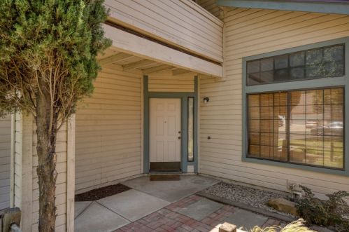 2540 Merle Ave, Modesto, CA 95355-9556