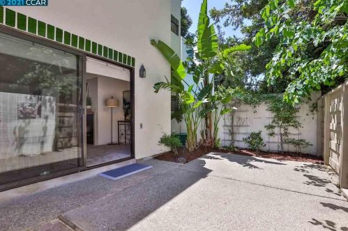 9 Mozden Ln, Concord CA  94523-3377 exterior