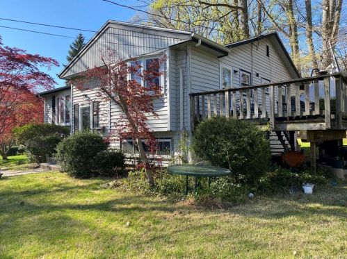 12 Silwen Ln, Norwalk, CT 06851-3137