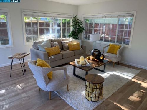 2731 Broadmoor Ave, Concord CA  94520-4751 exterior