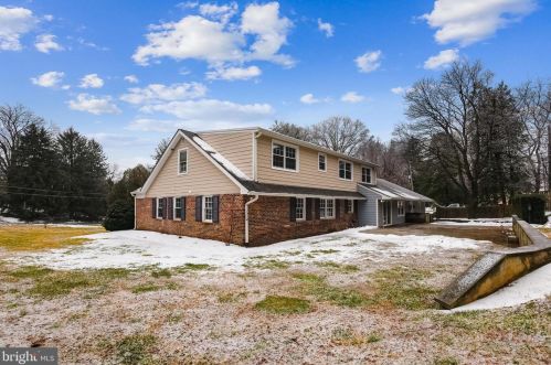 810 Burnt Mills Ave, Silver Spring MD 20901-4506 exterior