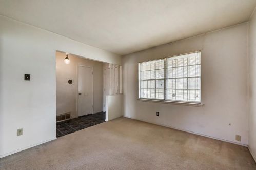 3929 Burning Tree Ln, Garland TX  75042-5314 exterior