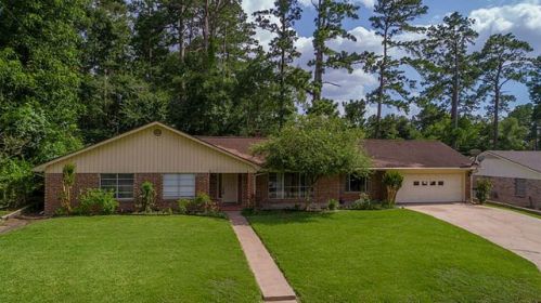 1901 22nd St, Huntsville, TX 77340-4922