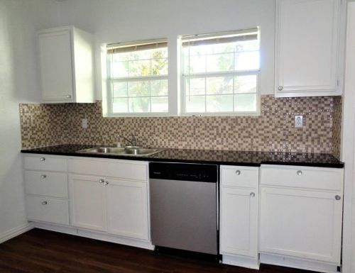 3605 Travis Ave, Fort Worth TX  76110-5230 exterior