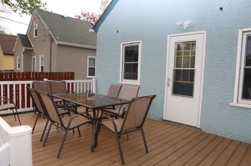 1679 Charles Ave, Saint Paul MN  55104-2227 exterior