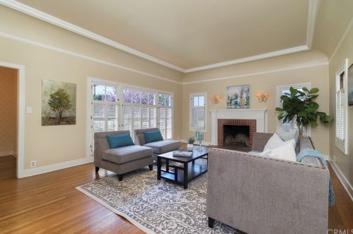 2311 Santiago St, Santa Ana CA 92706-2053 exterior