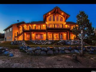 8107 Country View Ln, Riverton, UT 84096-4406