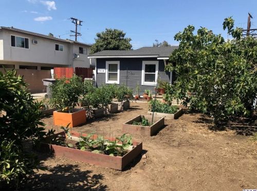 1914 Vassar St, Glendale CA  91204-2927 exterior