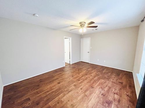 16966 Glen Eagle Dr, Conroe TX  77385-3702 exterior