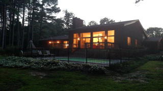 109 Redwood Ln, Weems, VA 22576-2020