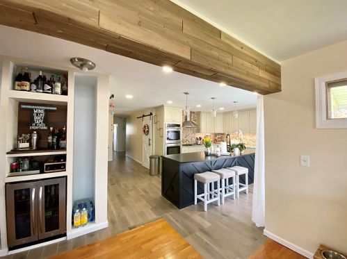 265 Shawnee Dr, Carol Stream IL  60188-1962 exterior