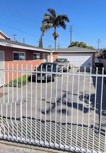 6208 Agra St, Bell, CA 90201-1716