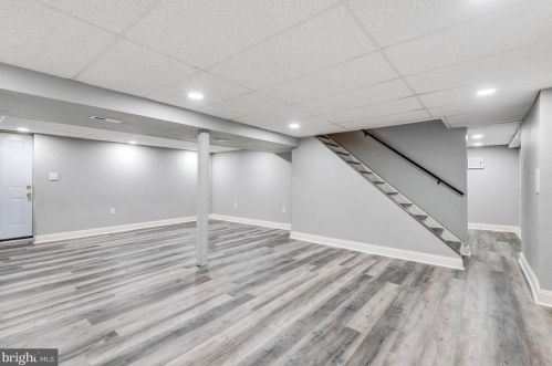 201 Newport Dr, Severna Park MD exterior