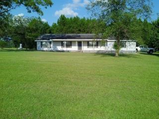 3845 John Herndon Rd, Surrency, GA 31563-3445