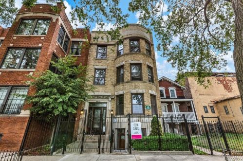 4917 Prairie Ave, Chicago, IL 60615-2201