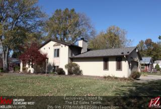 520 Fieldstone Dr, Vermilion, OH 44001-1917