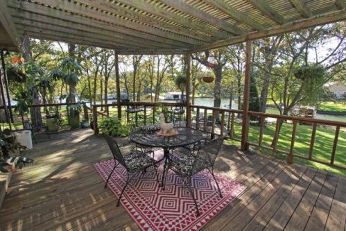 7 Hickory Cir, Log Cabin, TX 75148-4747