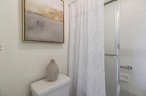 732 Sterling Dr, San Leandro CA 94578-4172 exterior