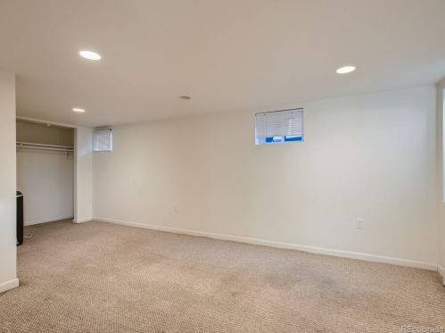 3291 Pearl St, Englewood CO 80113-2713 exterior