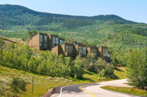 30311 Sagebrush Trl, Oak Creek, CO 80467-9625