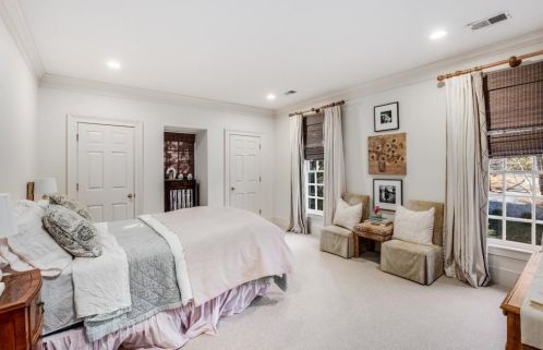 3229 Arden Rd, Atlanta GA  30305-1936 exterior