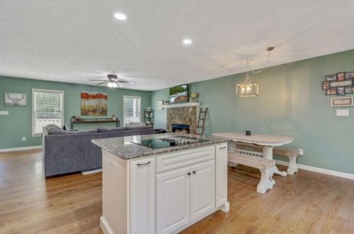 736 Old Pendergrass Rd, Jefferson GA  30549-2758 exterior