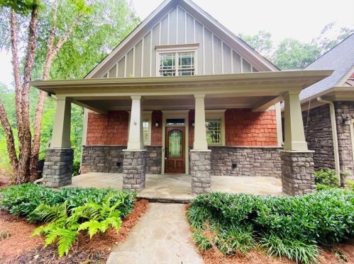 6017 Grand Marina Cir, Gainesville GA  30506-7828 exterior