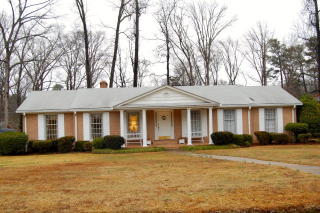 210 Forest Dr, Greenwood, SC 29646-9234