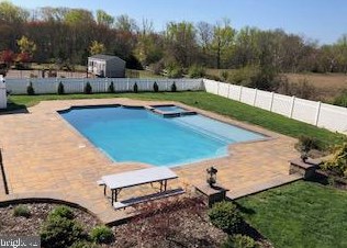 5 Willowbrook Ln, Auburn, NJ 08085-1678