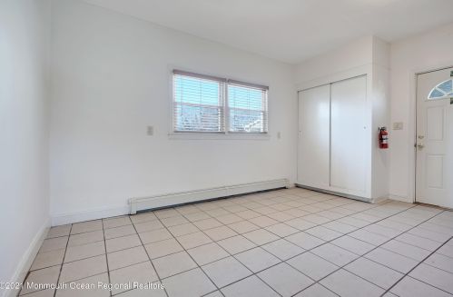 1415 Asbury Ave, Tinton Falls NJ 07712-5701 exterior