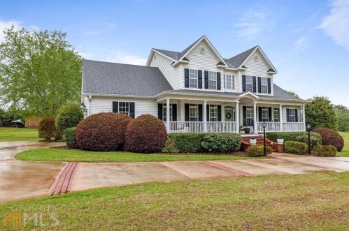 116 Conifer Dr, Forsyth, GA 31029-3003
