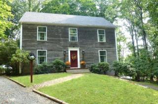 60 Dogwood Ln, Plainfield, NJ 07069-5902