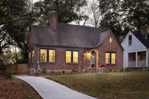 940 Hope Dr, Atlanta, GA 30310-4902