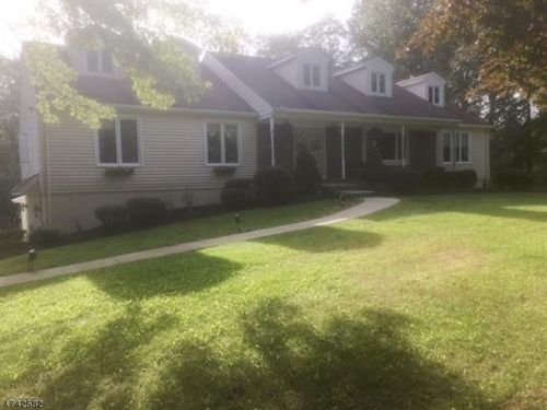 170 Green Rd, Sparta, NJ 07871-2900