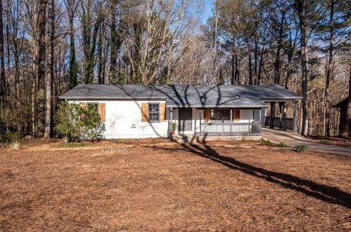 510 Meadowbrook Dr, Mcdonough, GA 30253-8312