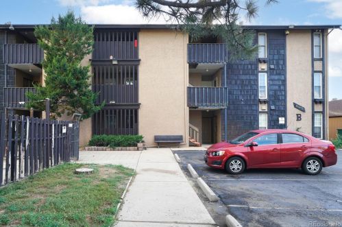 865 Quebec St, Denver CO  80220-4837 exterior