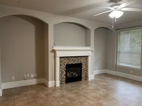 42 Burberry Cir, Conroe TX  77384-5066 exterior