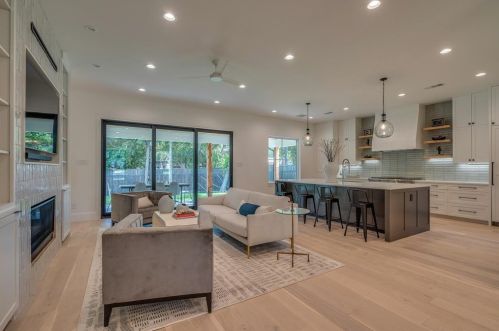 1509 El Campo Dr, Dallas TX  75218-3523 exterior