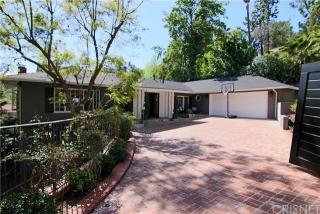 4433 Petit Ave, Van Nuys, CA 91436-3211