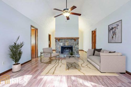 1088 Sawgrass Ct, Lilburn, GA 30047-1868