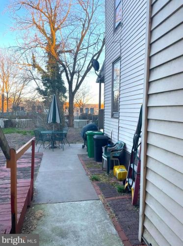 151 Cedar St, Carlisle, PA 17013-2242