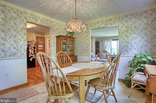 945 Cranes Gap Rd, Carlisle PA  17013-9677 exterior