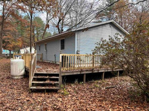 17 Hastings Cir, Hinsdale, NH 03451-2003
