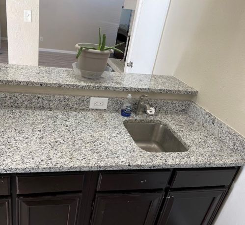 5500 Willow Cir, Fort Worth TX  76112-1952 exterior